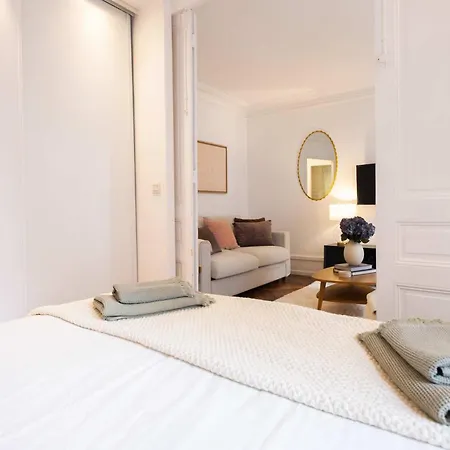 Cosy 1br With Balcony Arc De Triomphe Apartment *